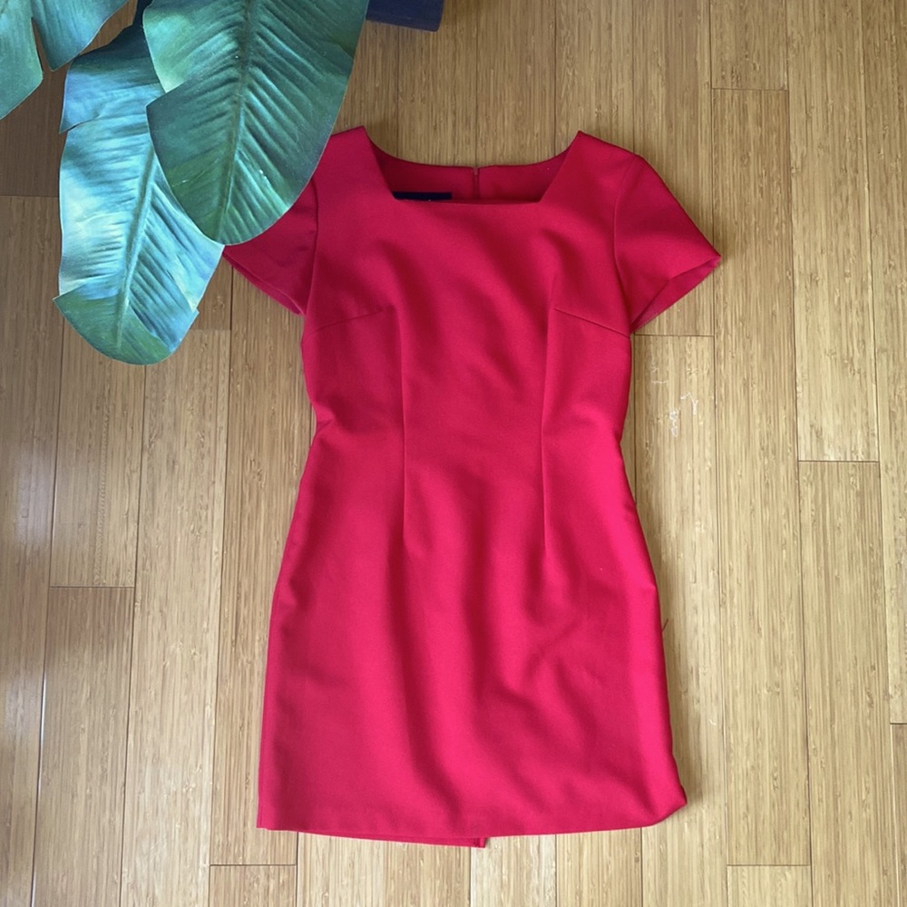 Red short sleeved work dress